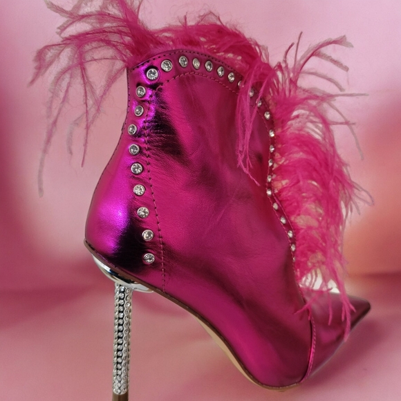 AZELA WANG BOOTS - Picture 2 of 2